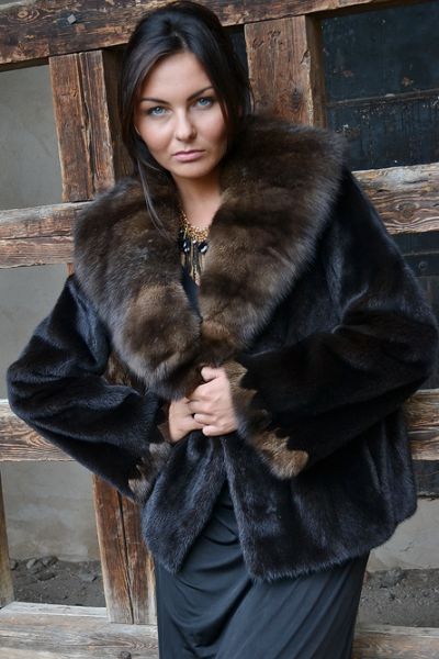 ПОЛУШУБОК ИЗ СОБОЛЯ И НОРКИ - ФОТО 1/2